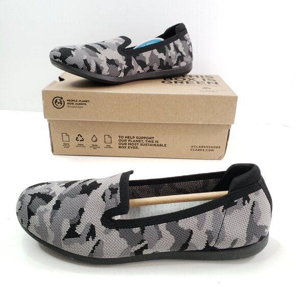 Clarks Shoes - Clarks Knit Comfort Ballet Flats 6.5 Black Gray Camo Slip On Ballerina Shoes